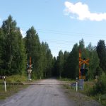 ÄIDIN KANSSA KOULUTIELLÄ